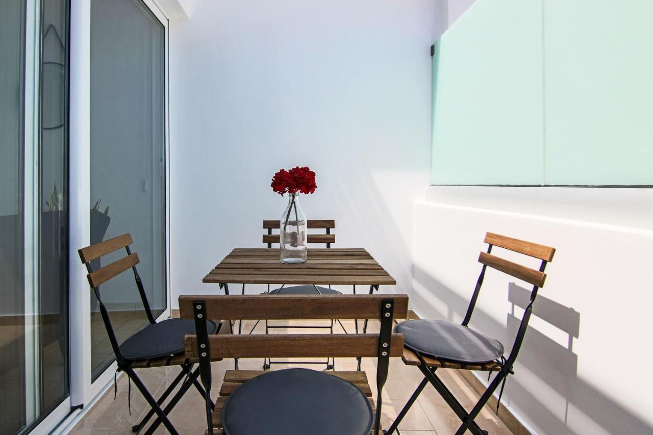 Phaedrus Living: Seaside Luxury Flat Lighthouse 62 Lägenhet Paphos Exteriör bild
